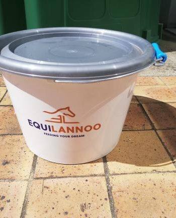 Seau Equilannoo